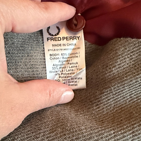 Fred Perry Gray Buttoned Top - Picture 5 of 5